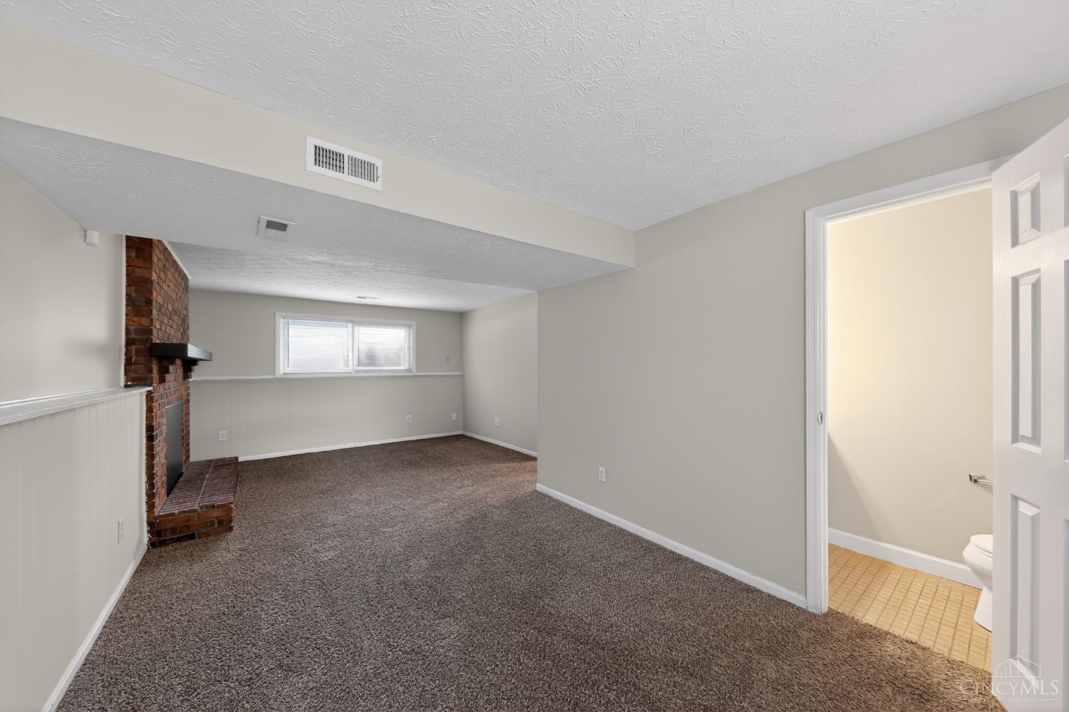 11512 Pippin Road Cincinnati, OH 45231 - Photo 8 of 30