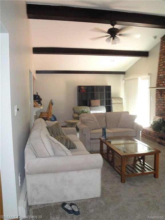 22511 Dickinson Road New Boston, MI 48164 - Photo 10 of 22 Gallery Image 10