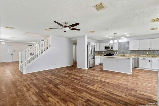 $2,695 | 22046 Pelican Edge, San Antonio, TX 78258