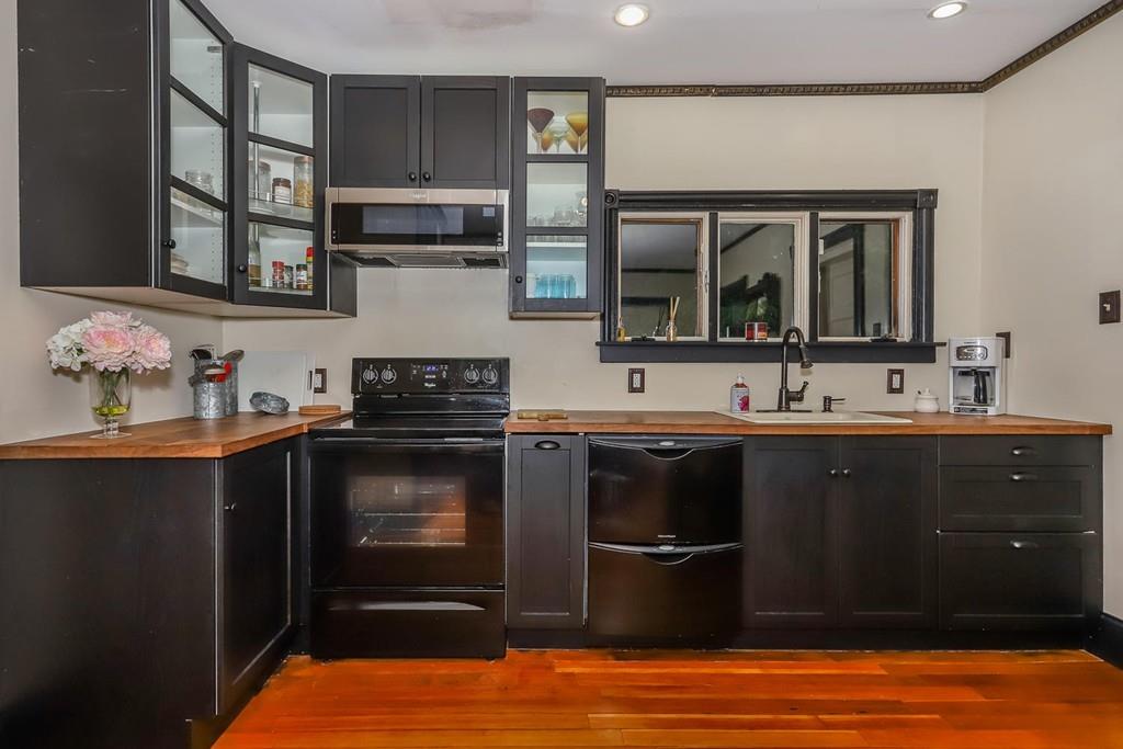 1476 Washington Street Canton, MA 02021 - Photo 8 of 20 Gallery Image 8