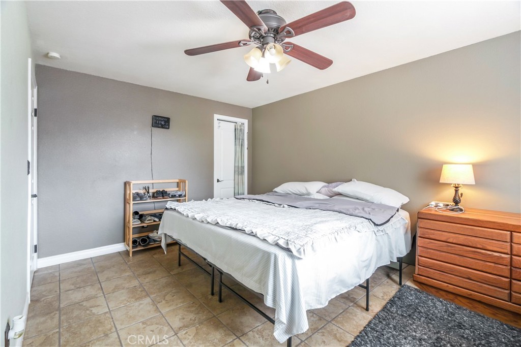 17133 Mesquite Road Apple Valley, CA 92307 - Photo 14 of 36 Gallery Image 14
