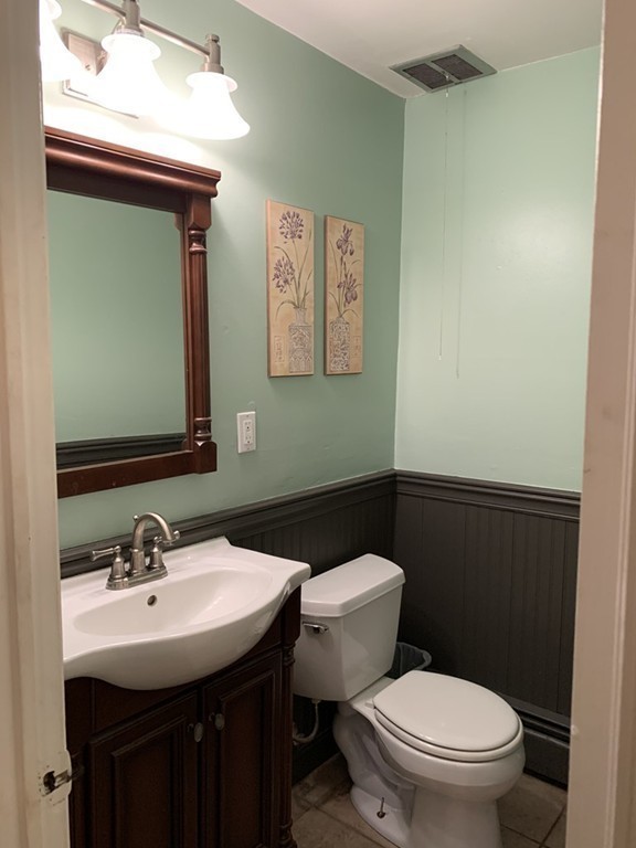 11 West Belcher Road, Unit 1 Foxboro, MA 02035 - Photo 8 of 13 Gallery Image 8