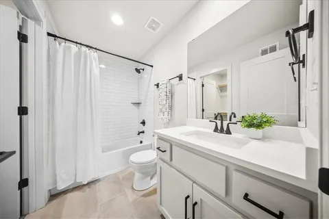 $975,000 | 16804 South Rosehill Street, Overland Park, KS 66221