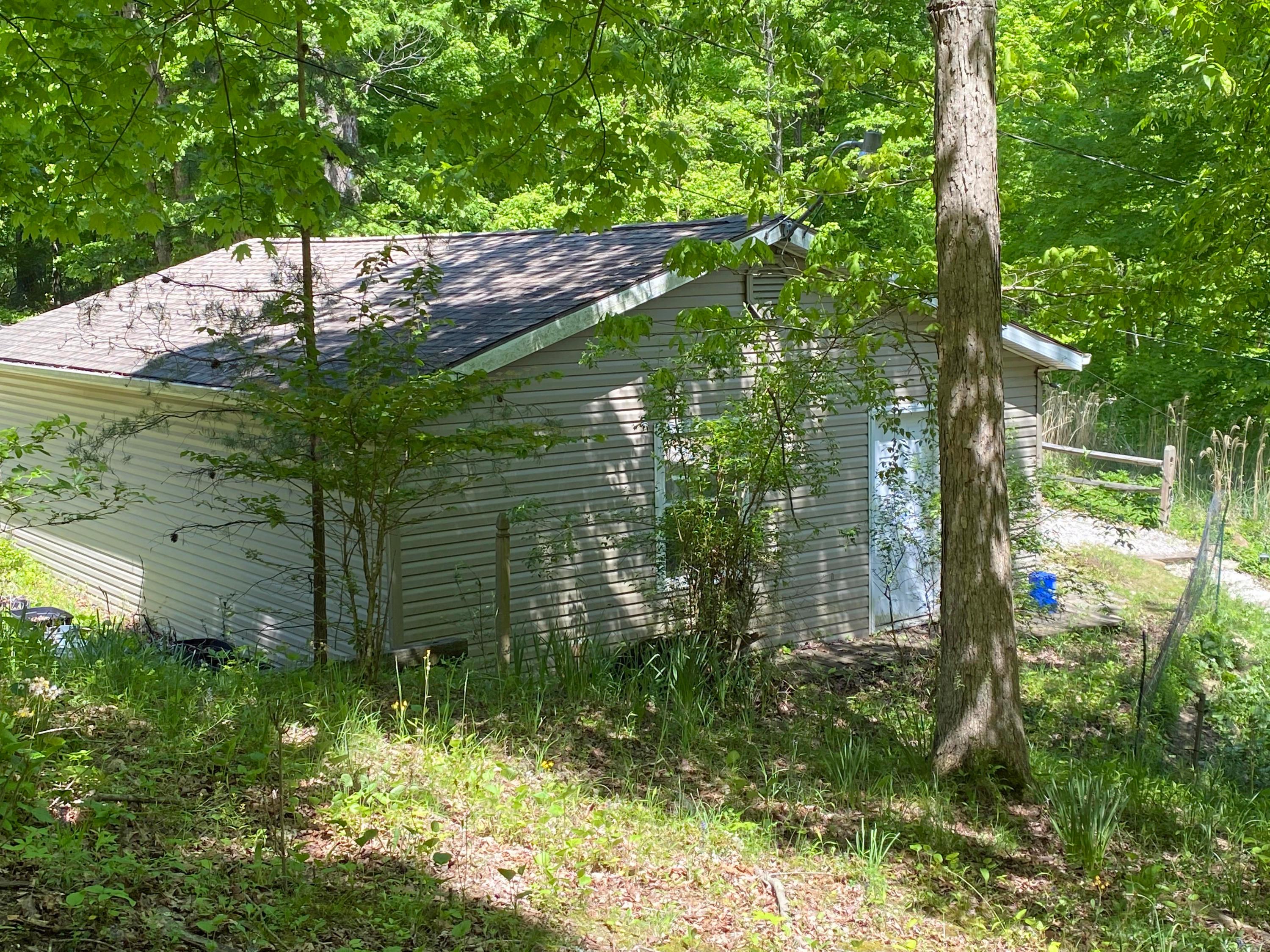 164 Aztec Lane Logan, OH 43138 - Photo 4 of 44
