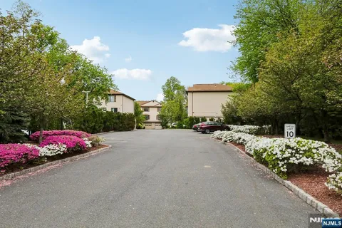 $429,999 | 201 Watchung Avenue, Unit C19, Bloomfield, NJ 07003