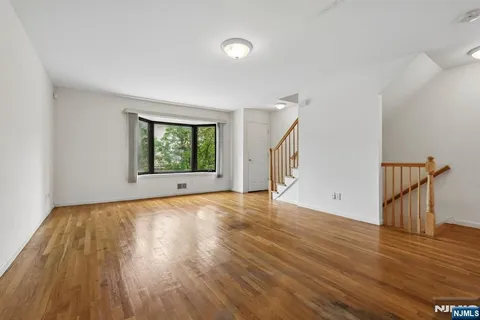 $429,999 | 201 Watchung Avenue, Unit C19, Bloomfield, NJ 07003