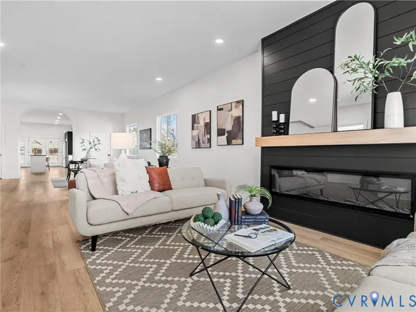 $599,900 | 2202 3rd Avenue, Richmond, VA 23222