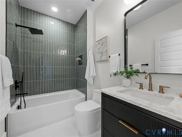 $599,900 | 2202 3rd Avenue, Richmond, VA 23222