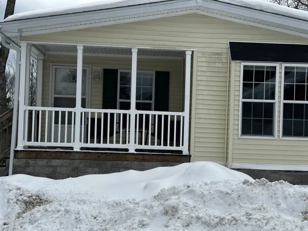 $194,999 | 129 Scenic Drive, Jaffrey, NH 03452