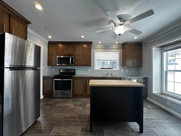 $194,999 | 129 Scenic Drive, Jaffrey, NH 03452