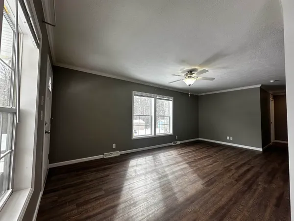 $194,999 | 129 Scenic Drive, Jaffrey, NH 03452