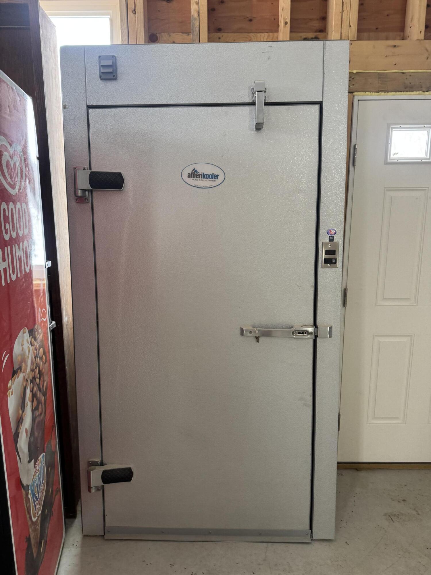 418 Main Street Bingham, ME 04920 - Photo 32 of 39 418 Main St Bingham pic 34