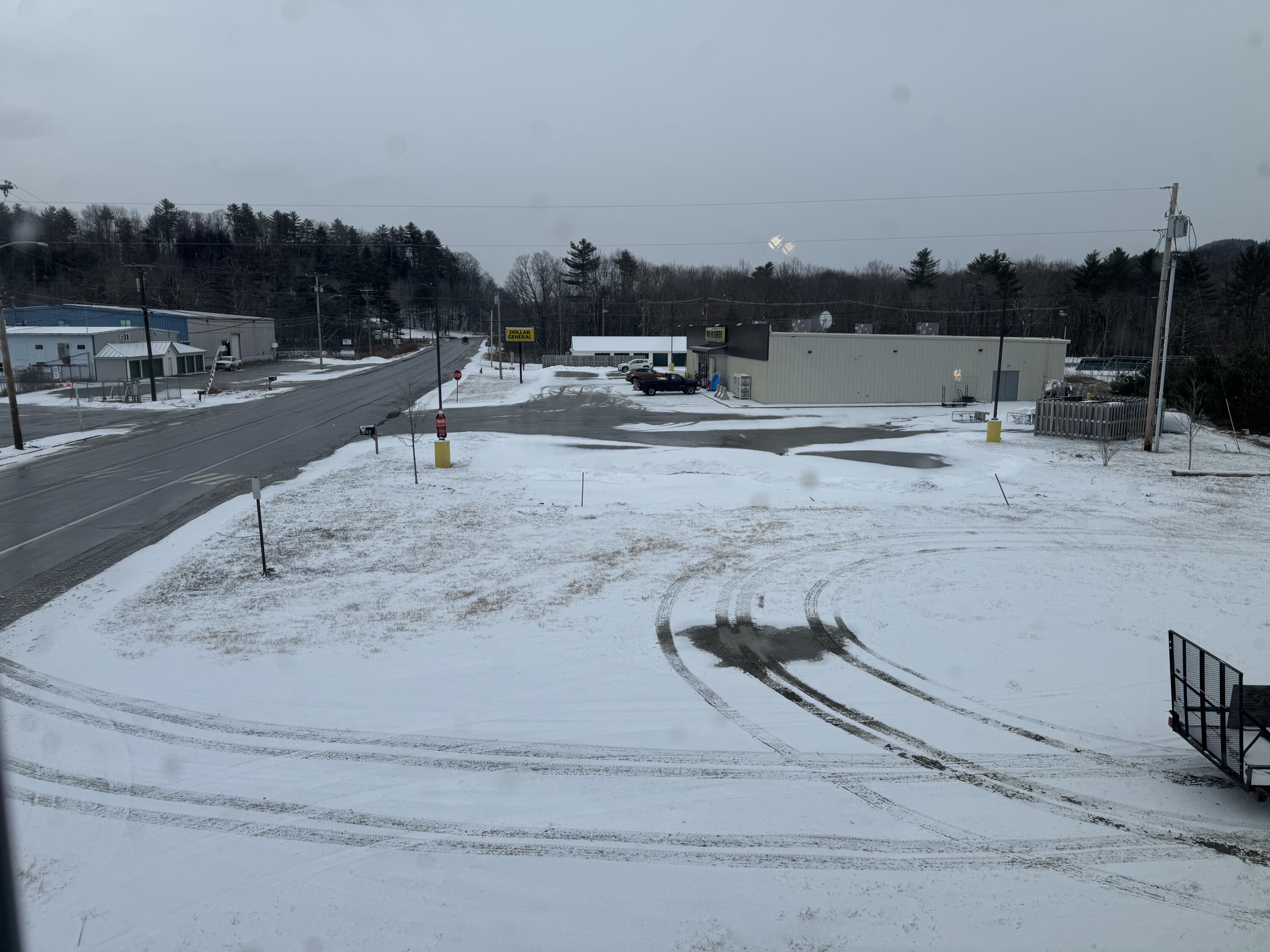 418 Main Street Bingham, ME 04920 - Photo 7 of 39 418 Main St Bingham pic 25