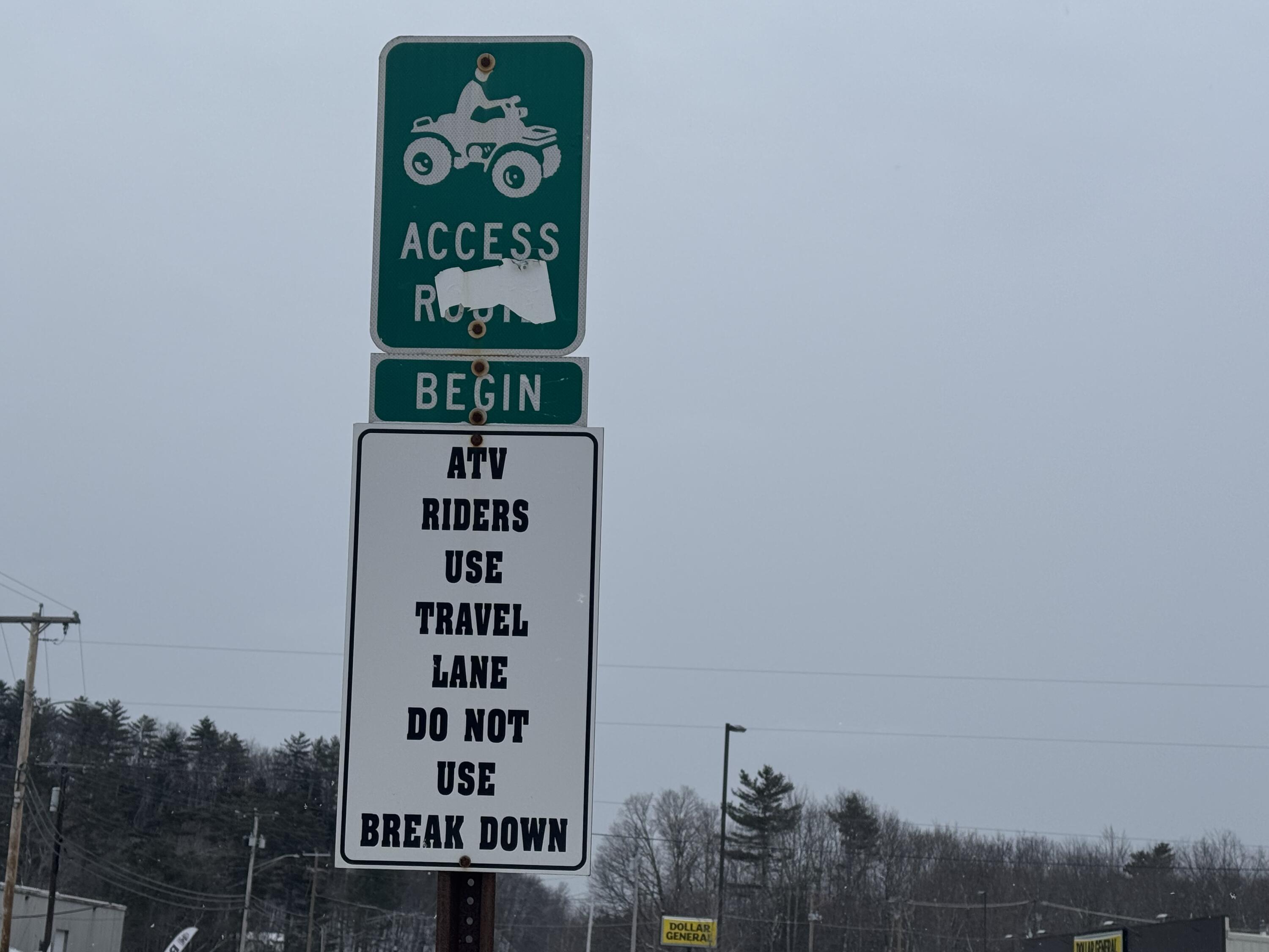 418 Main Street Bingham, ME 04920 - Photo 8 of 39 418 Main St Bingham pic 6