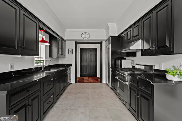 $449,000 | 3638 Peachtree Road Northeast, Unit 306, Atlanta, GA 30319