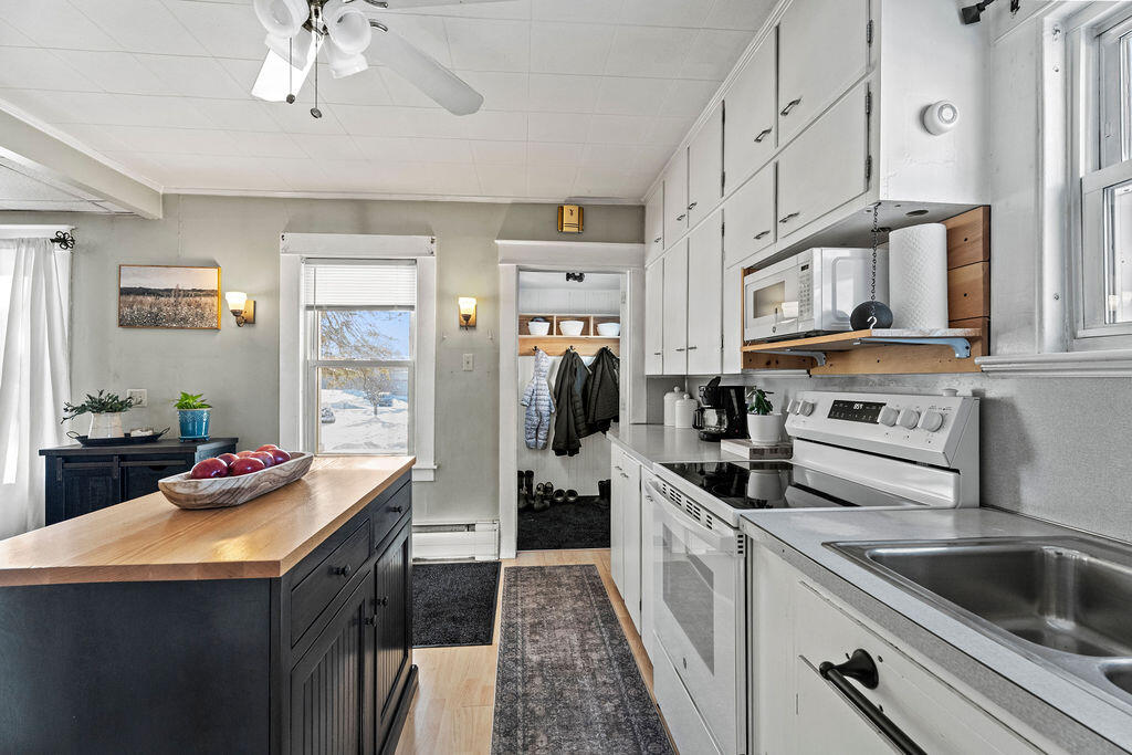 6 Harrison Avenue Dover-Foxcroft, ME 04426 - Photo 6 of 37 69c859c9-ca5f-49a8-8eca-608bf89125bf