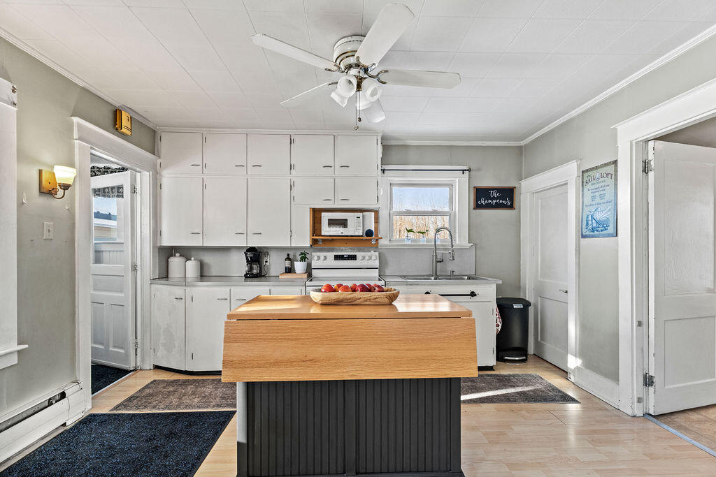 6 Harrison Avenue Dover-Foxcroft, ME 04426 - Photo 8 of 37 DSC04636