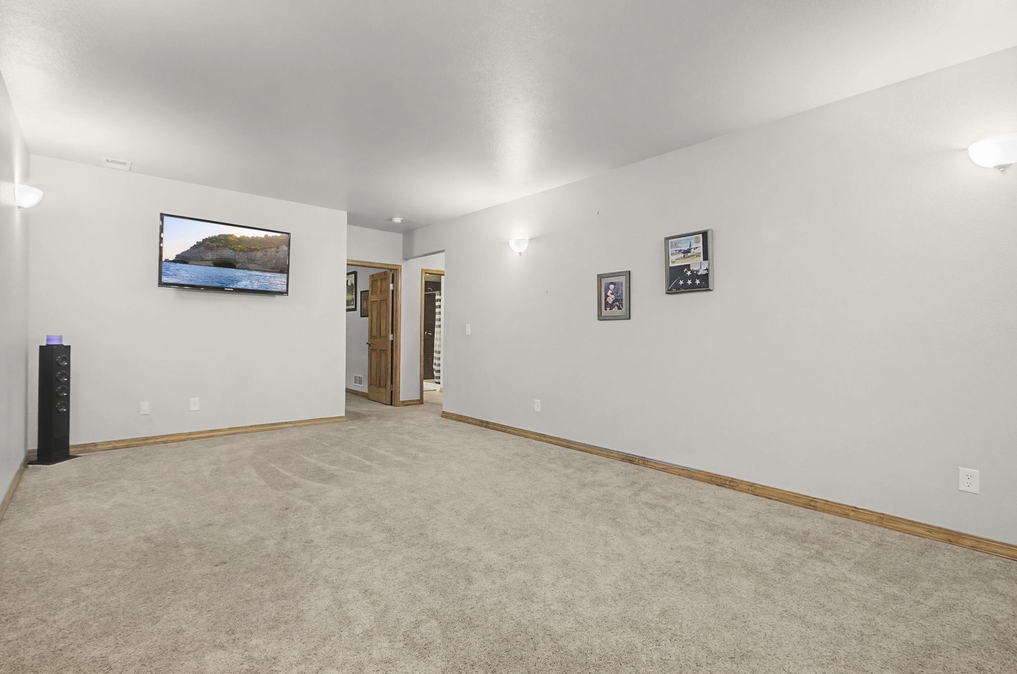 2434 Foothills Road Cheyenne, WY 82009 - Photo 30 of 35