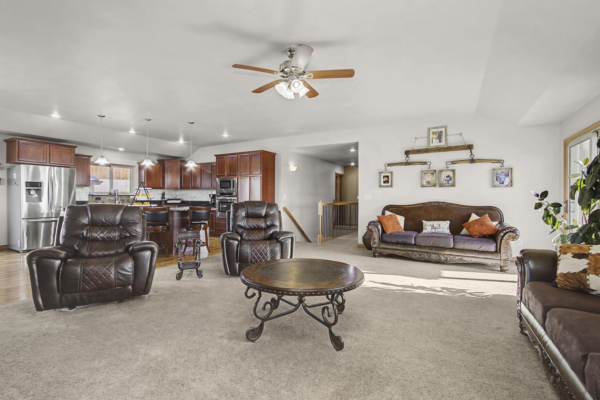 2434 Foothills Road Cheyenne, WY 82009 - Photo 9 of 35