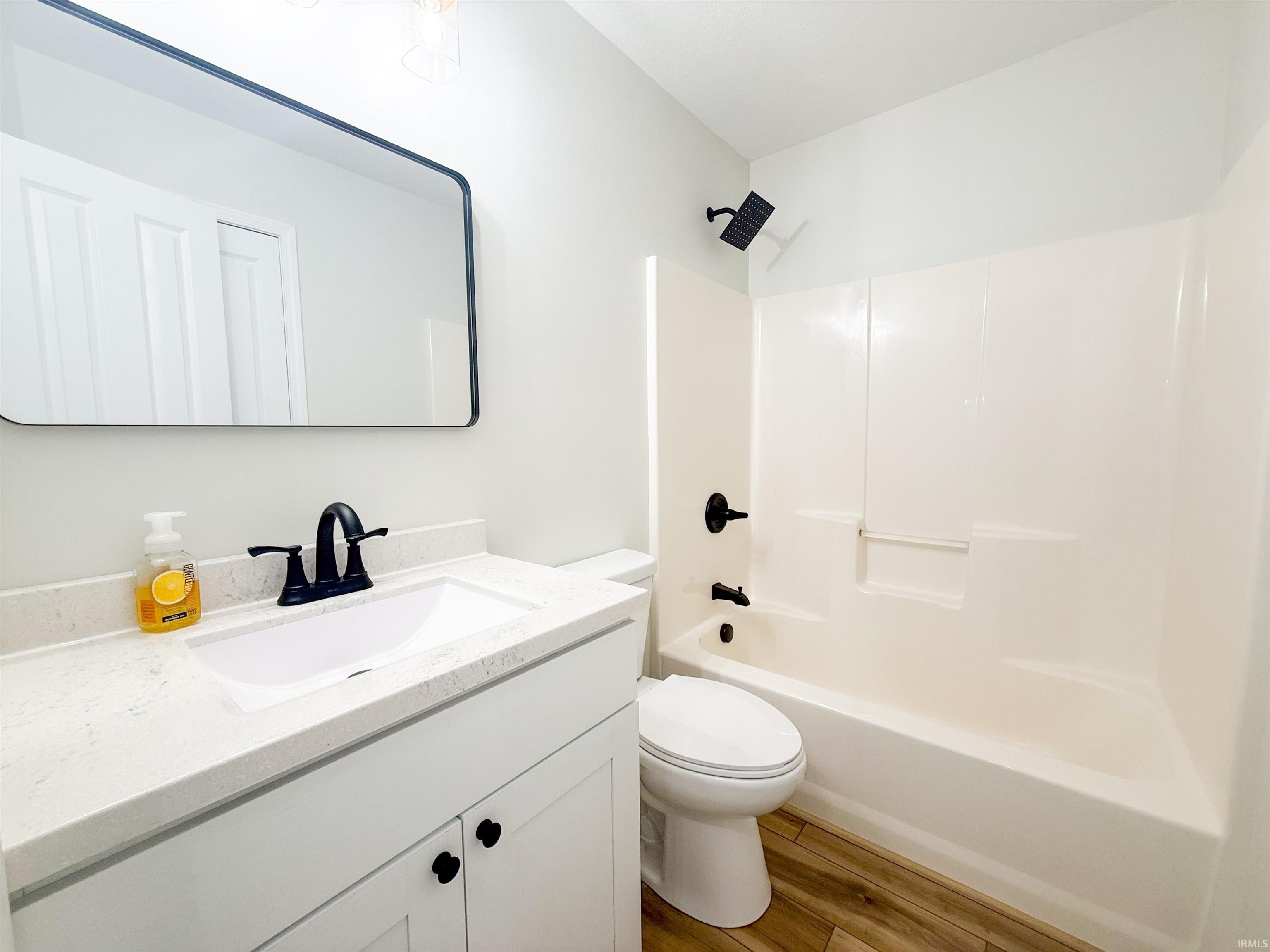 1813 Rambling Rose Lane Mishawaka, IN 46544 - Photo 14 of 33