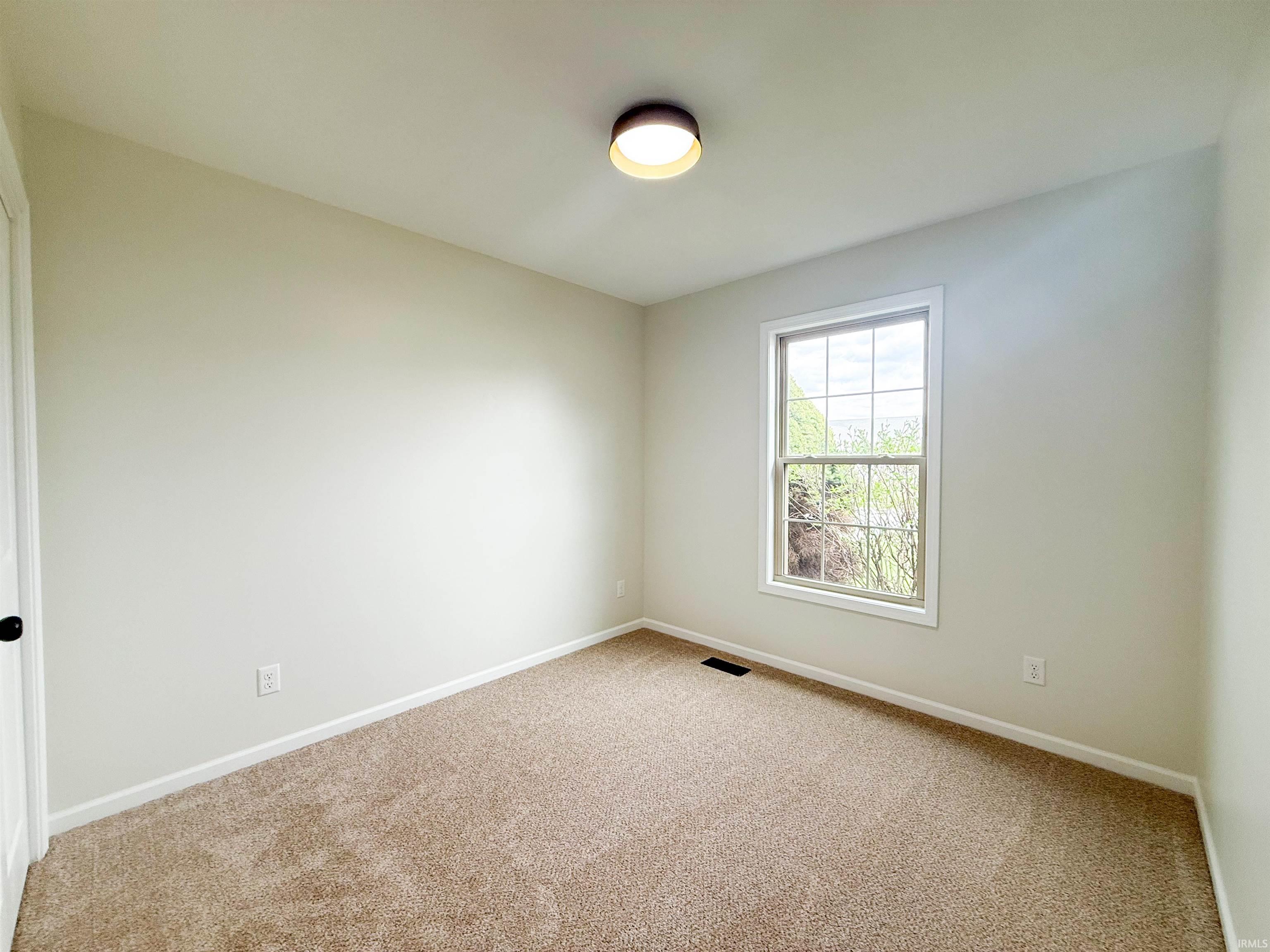 1813 Rambling Rose Lane Mishawaka, IN 46544 - Photo 15 of 33