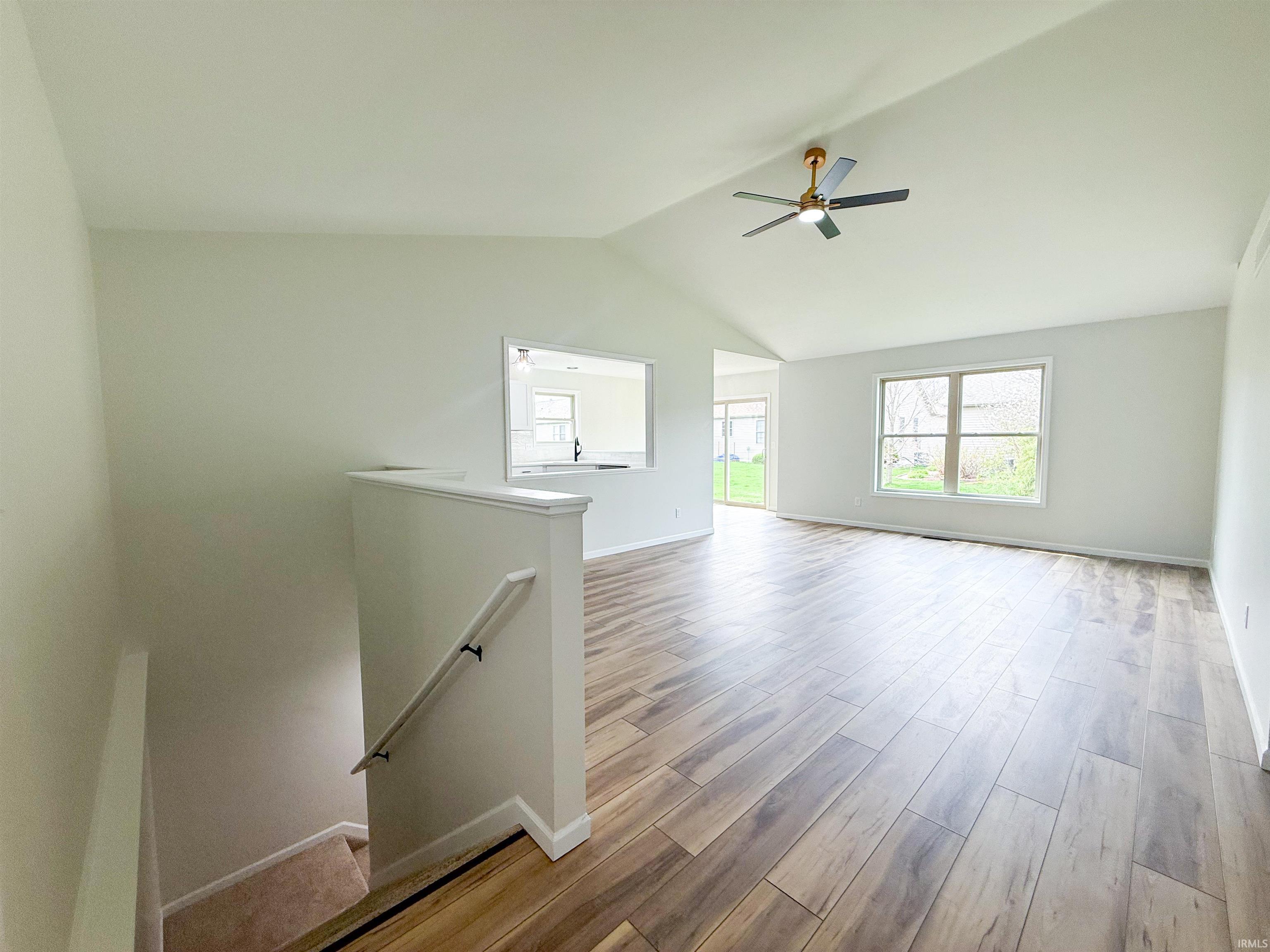 1813 Rambling Rose Lane Mishawaka, IN 46544 - Photo 5 of 33