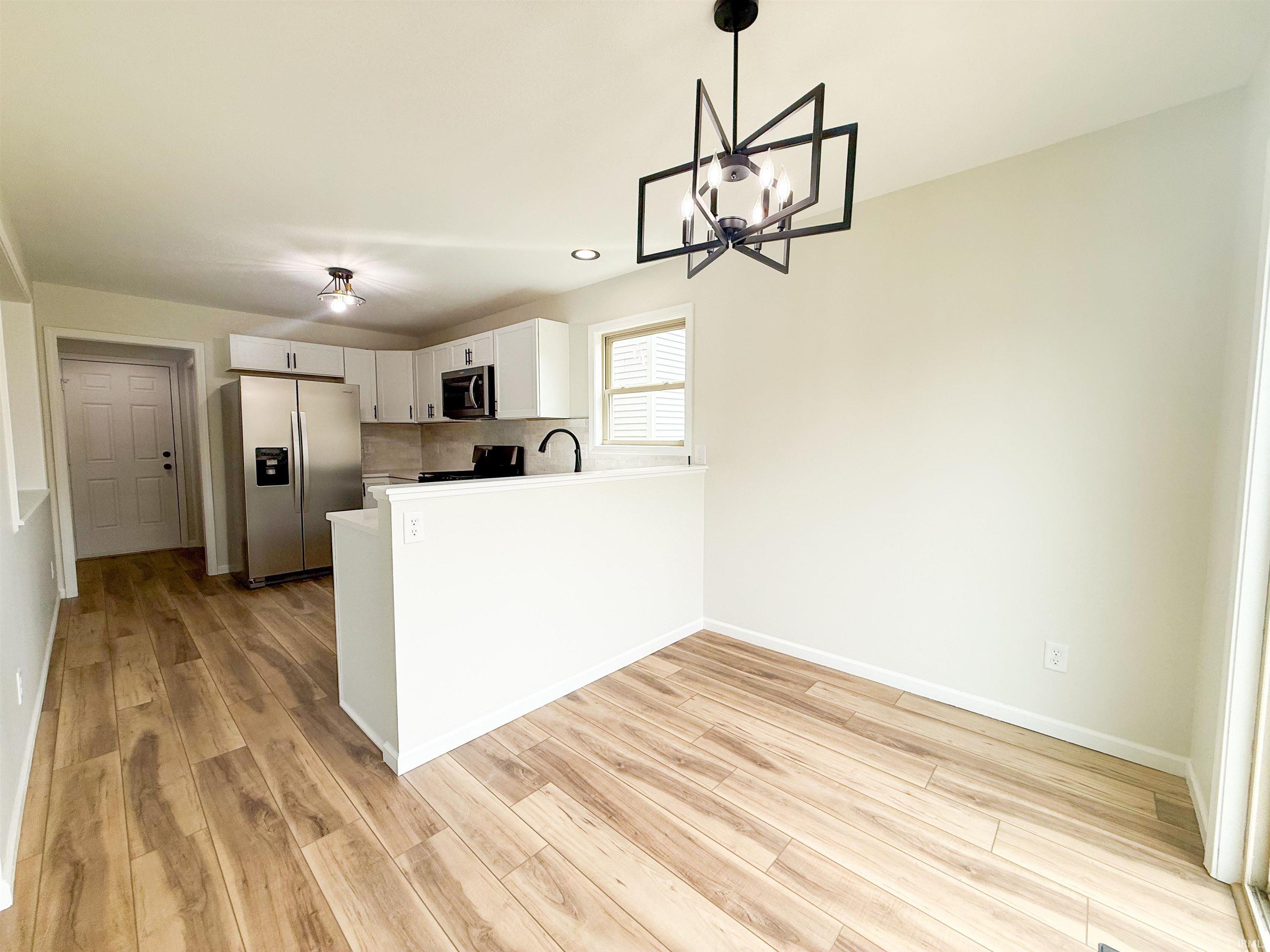 1813 Rambling Rose Lane Mishawaka, IN 46544 - Photo 6 of 33