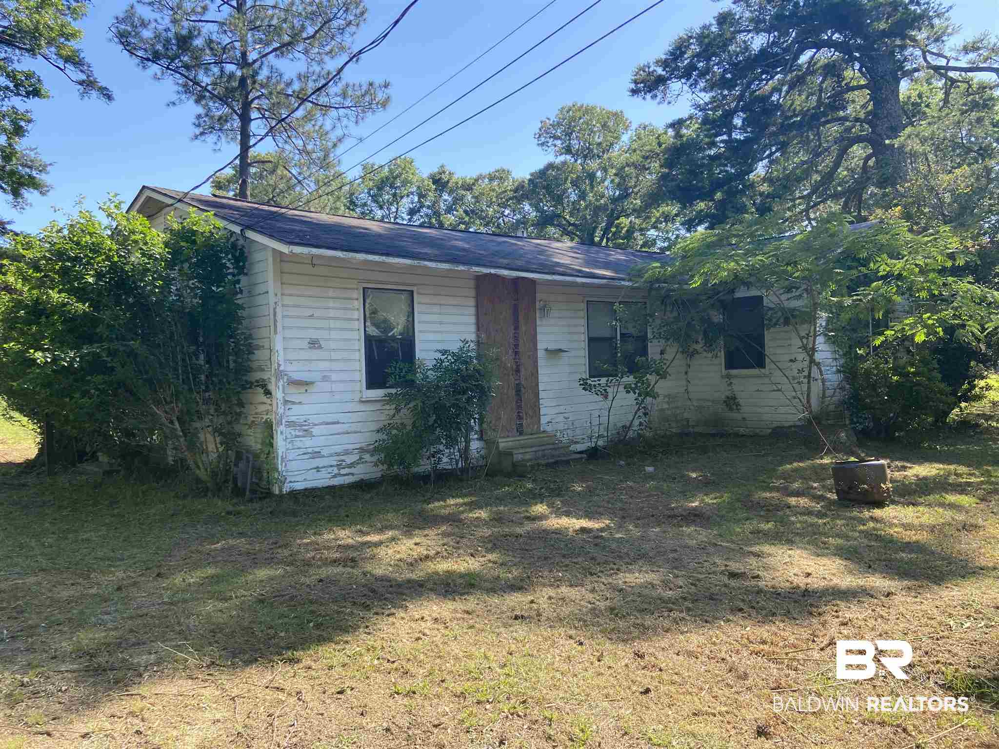 103 Ellis Street Brewton, AL 36426 - Photo 1 of 3