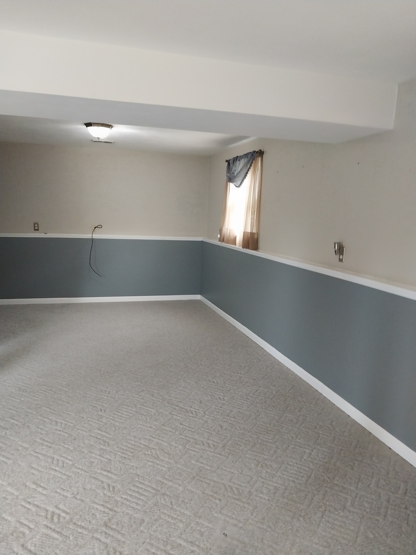 415 Southampton Drive Decatur, IL 62526 - Photo 9 of 10 Gallery Image 9