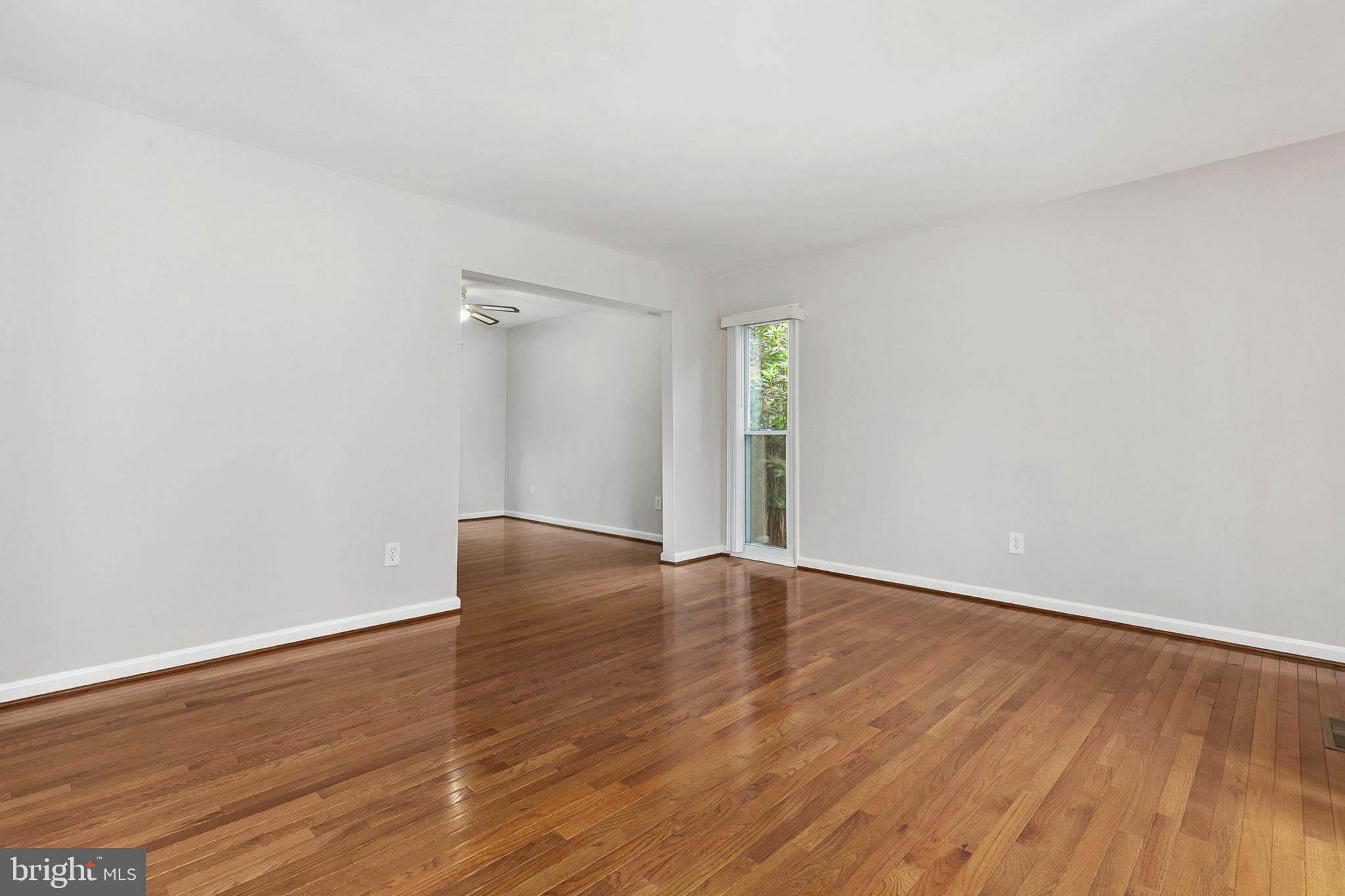 11501 Piney Lodge Road North Potomac, MD 20878 - Photo 21 of 64