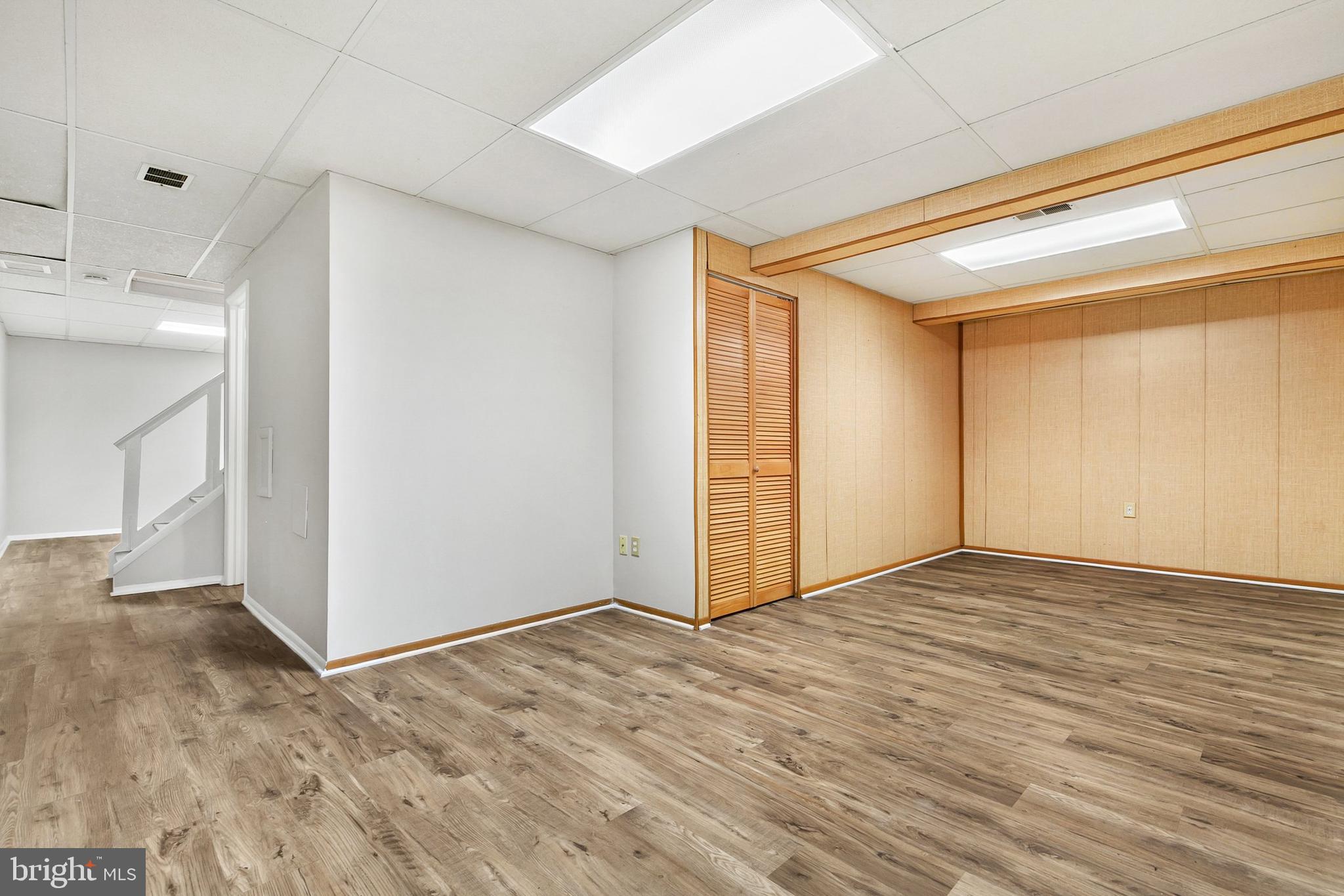 11501 Piney Lodge Road North Potomac, MD 20878 - Photo 42 of 64 a view of an empty room