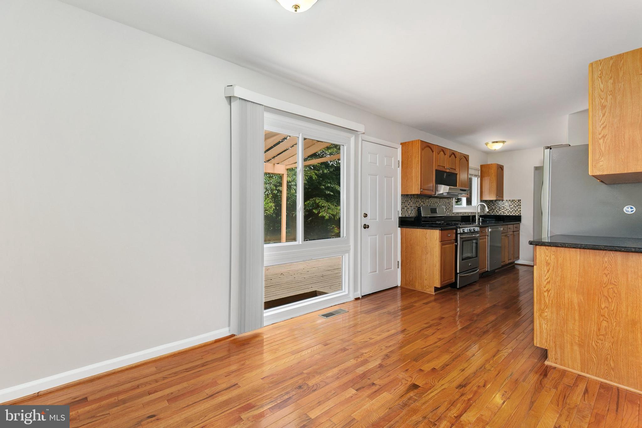 11501 Piney Lodge Road North Potomac, MD 20878 - Photo 10 of 64