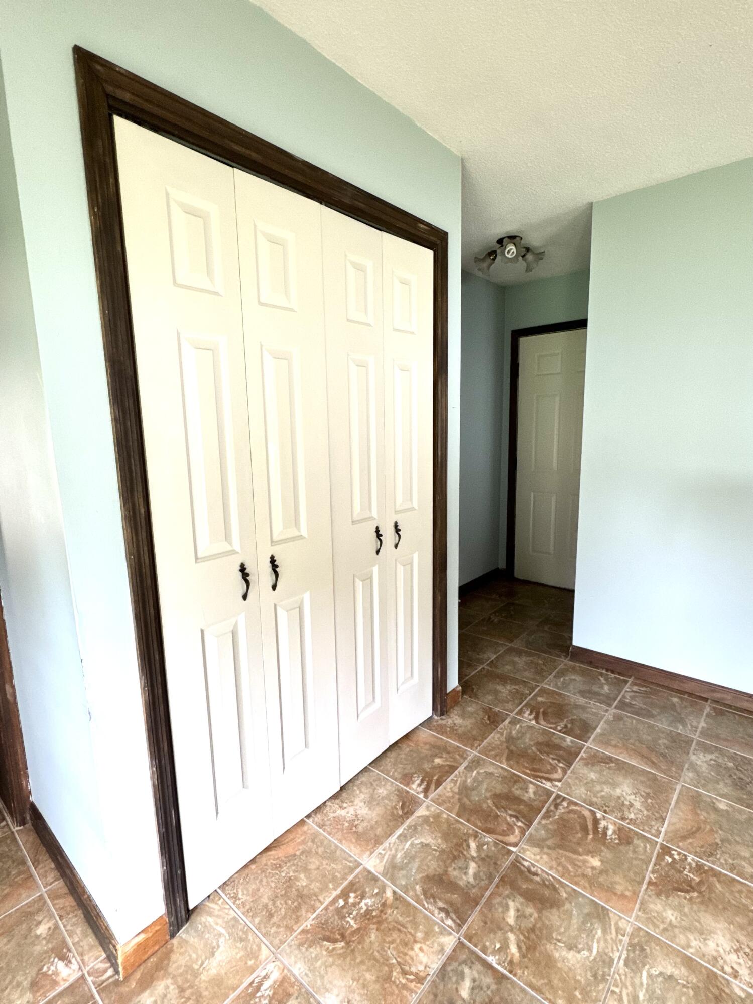 8 Chapman Street Rouses Point, NY 12979 - Photo 20 of 48