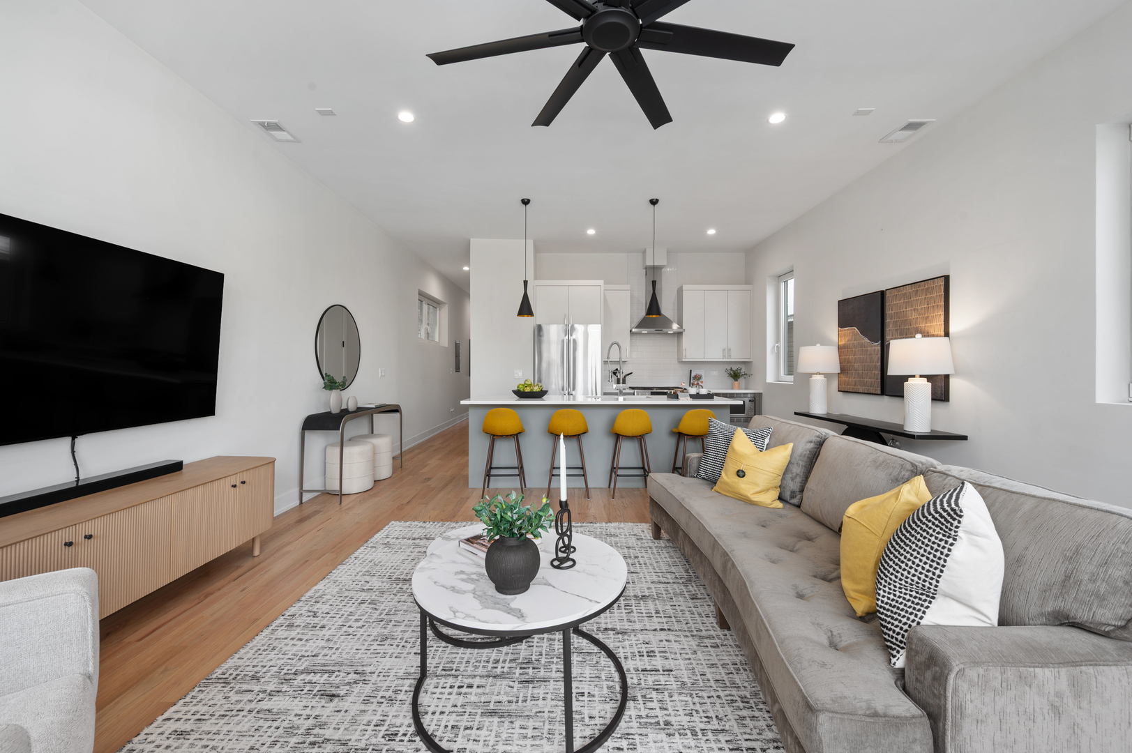 910 North Wood Street, Unit 2 Chicago, IL 60622 - Photo 12 of 24