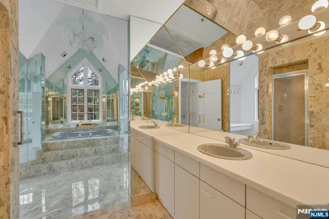 $1,099,000 | 142 Ashley Place, Park Ridge, NJ 07656