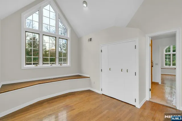 $1,099,000 | 142 Ashley Place, Park Ridge, NJ 07656