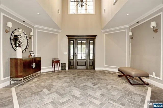 $1,099,000 | 142 Ashley Place, Park Ridge, NJ 07656