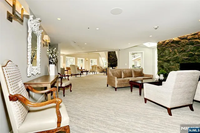 $1,099,000 | 142 Ashley Place, Park Ridge, NJ 07656