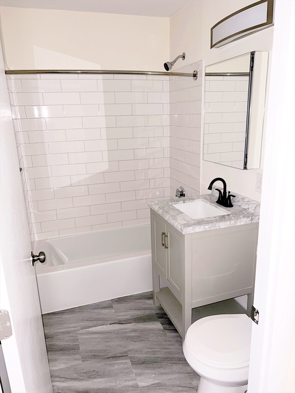 1027 Commonwealth Avenue, Unit 24 Boston, MA 02215 - Photo 5 of 5