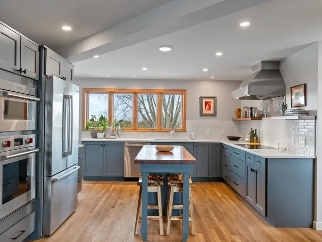 $1,975,000 | 1285 Spear Street, South Burlington, VT 05403