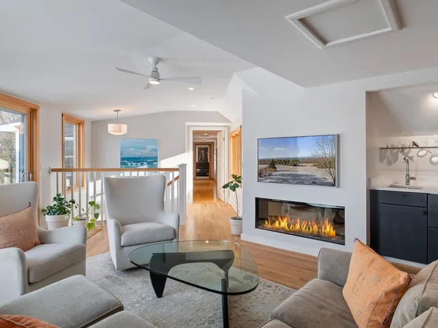 $1,975,000 | 1285 Spear Street, South Burlington, VT 05403