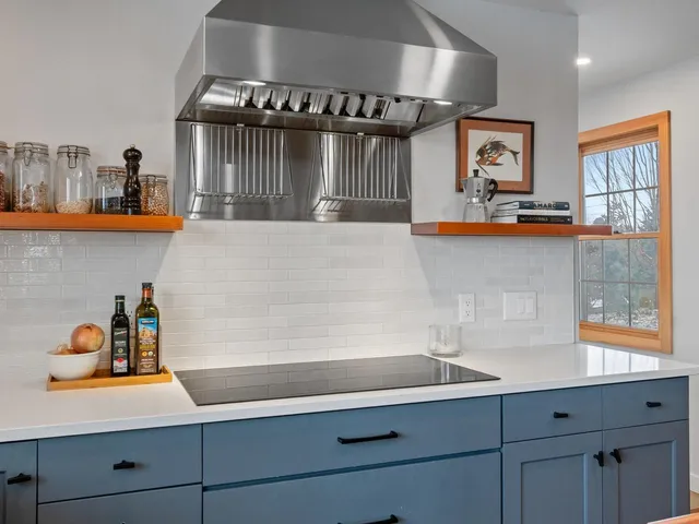 $1,975,000 | 1285 Spear Street, South Burlington, VT 05403