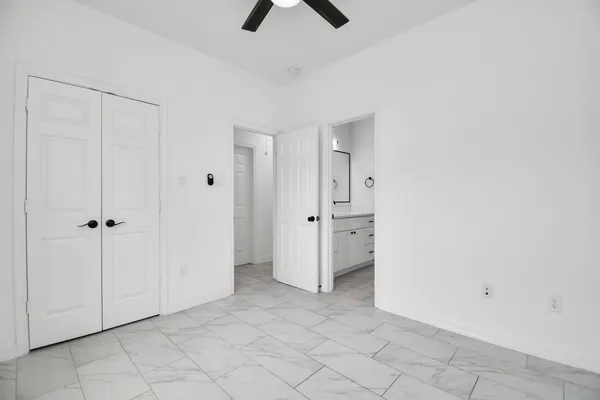 $1,625 | 9003 Prairie View Drive, Unit B, Houston, TX 77088