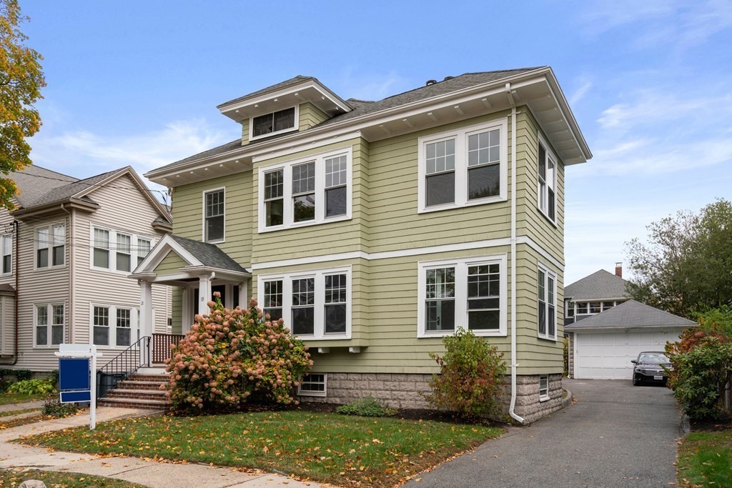 19 Pondview Road, Unit 1 Arlington, MA 02474 - Photo 1 of 11 Gallery Image 1