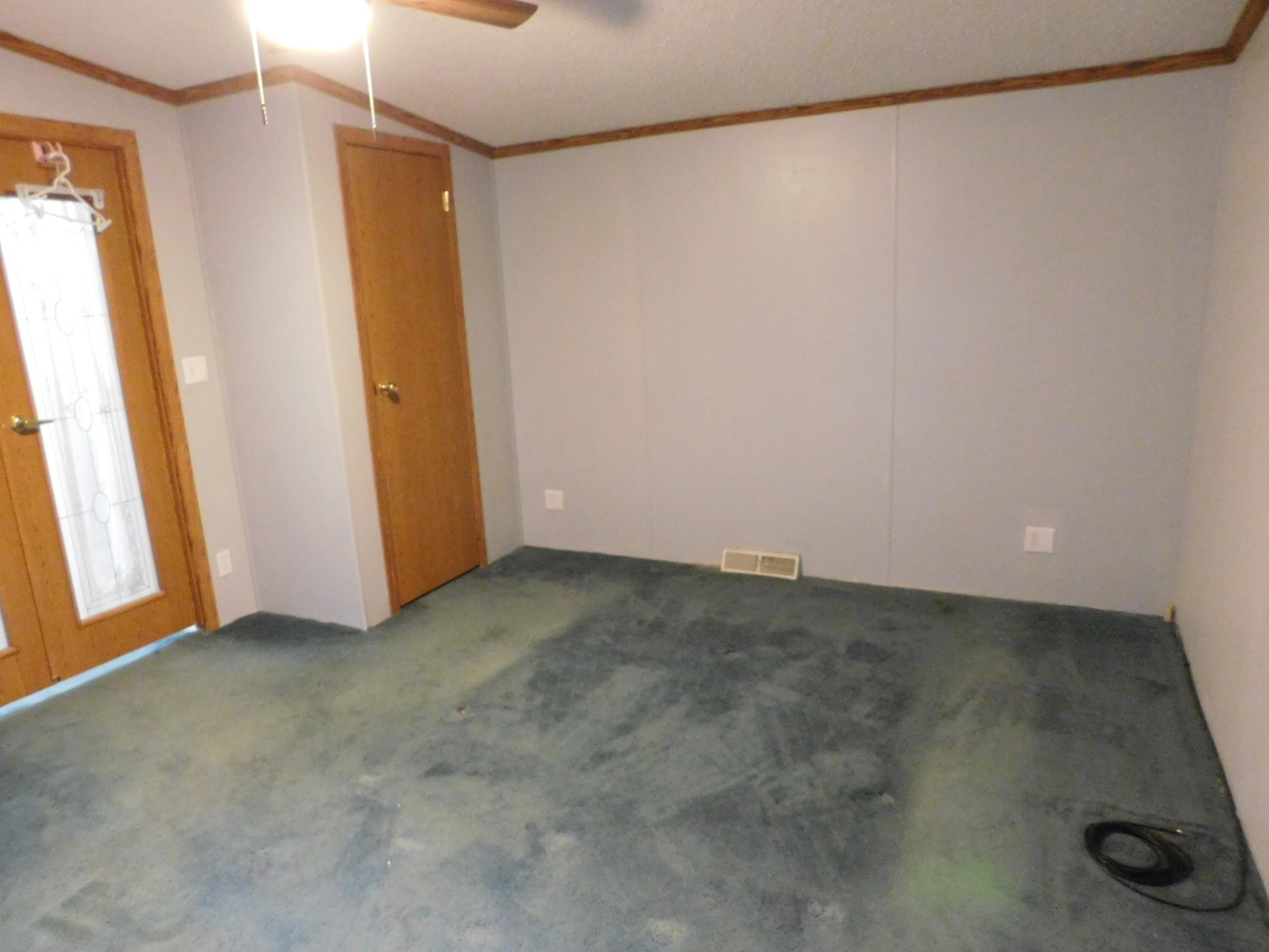 666 Finson Road, Unit 178 Bangor, ME 04401 - Photo 8 of 40 DSCN2249