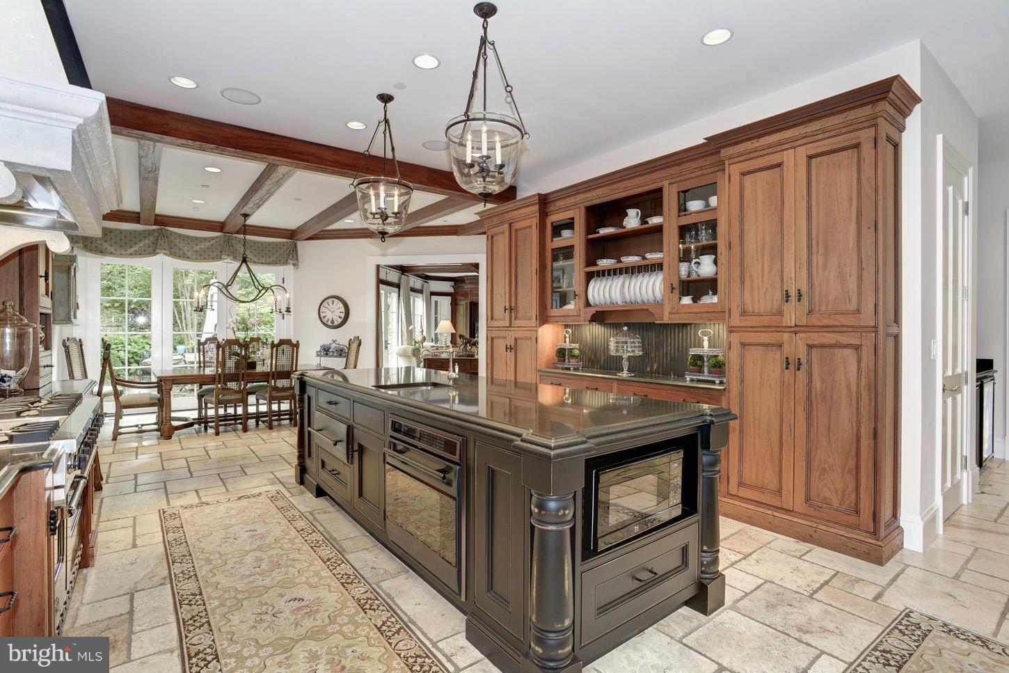 9305 Kendale Road Potomac, MD 20854 - Photo 10 of 30 Kitchen