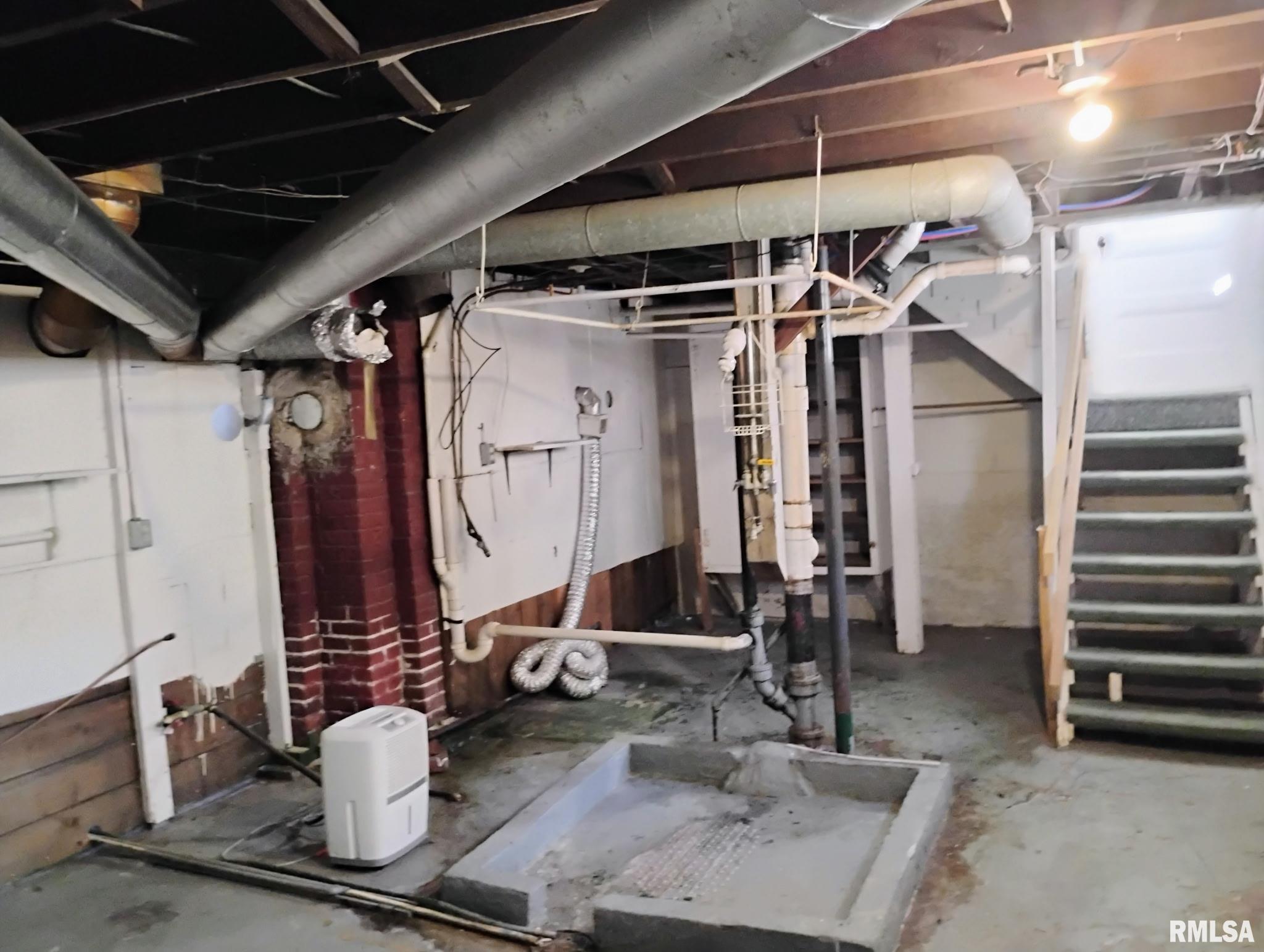 159 West Locust Street Canton, IL 61520 - Photo 17 of 24