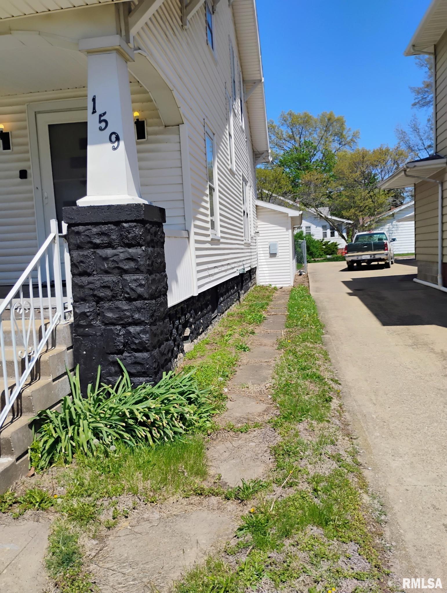 159 West Locust Street Canton, IL 61520 - Photo 24 of 24