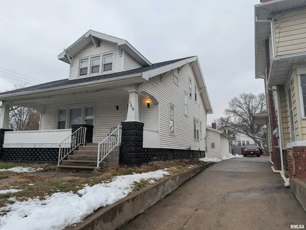 $104,900 | 159 West Locust Street, Canton, IL 61520