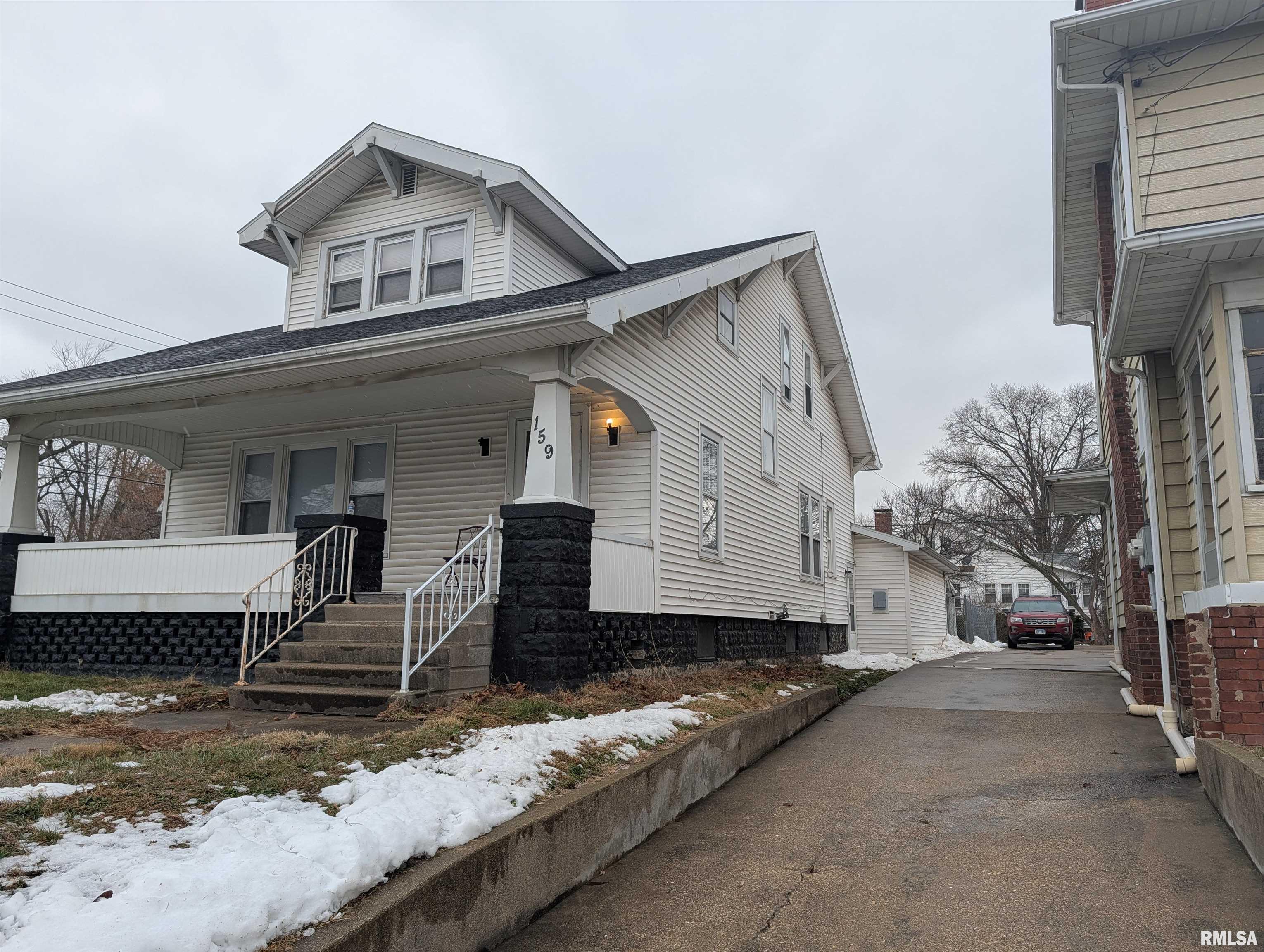 159 West Locust Street Canton, IL 61520 - Photo 5 of 6